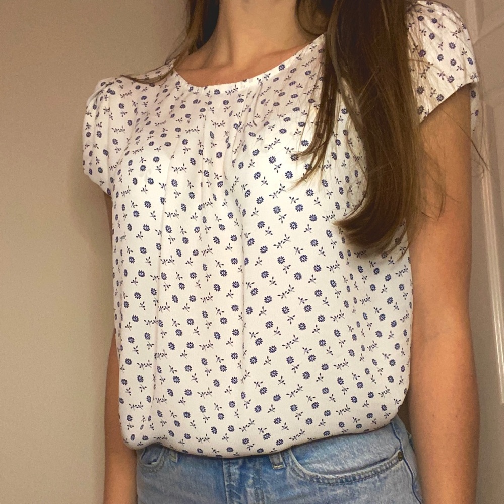 2 for $5✨Flowy top